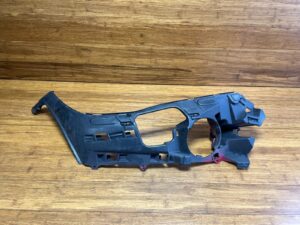 2015-2019 BMW X6M F86 Bumper Mount Support Bracket Front Right OEM *NOTE*