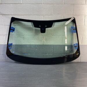 2015-2019 Land Rover Discovery Sport L550 Front Windshield Window W/ HUD OEM