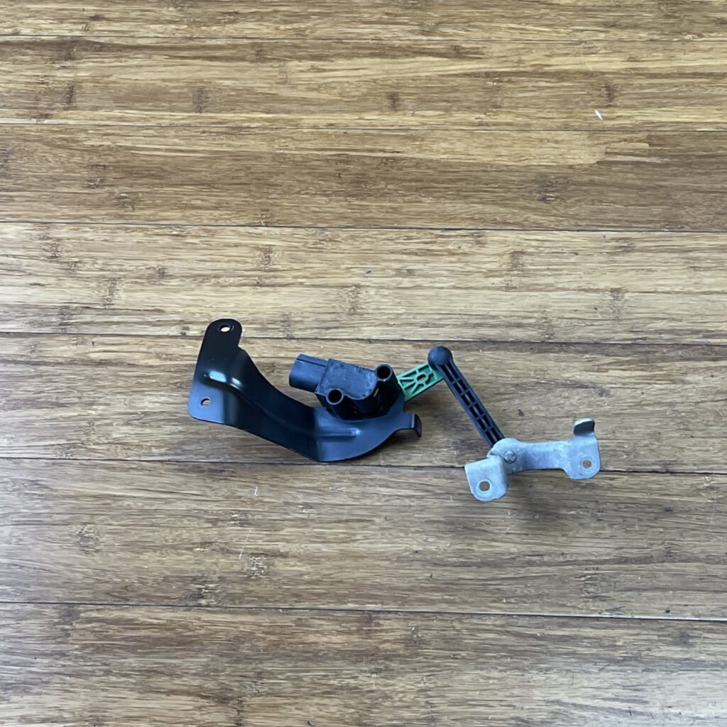 2015-2023 Audi S3 8V High Pressure Level Sensor Rear Right Side 5Q0907503 OEM