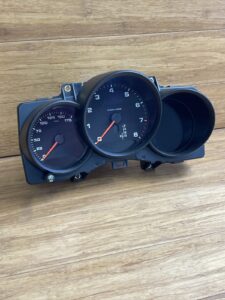 2017-2018 Porsche Macan Dash Instrument Cluster Gauge Speedometer OEM