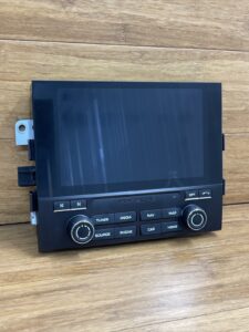 2017-2018 Porsche Macan MMI Navigation Display Unit Screen 95B919606E OEM