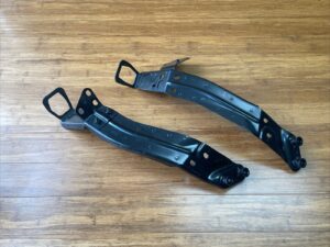 2017-2025 Audi Q7 4M Front Right & Left Headlight Mounting Bracket OEM