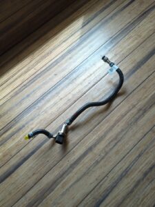 2018-2019 Volkswagen Atlas 3.6L Engine Fuel Line Hose Pipe 3Q0133986E OEM
