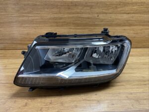 2018-2021 Volkswagen Tiguan Headlight Halogen Left Side LH 5NL941005 OEM *NOTE*