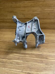 2018-2025 Audi Q5 SQ5 FY Front Left Subframe Mount Bracket Support OEM