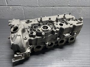 2018-2025 BMW M8 F93 4.4L AWD Front Right Engine Cylinder Head 27k Miles OEM