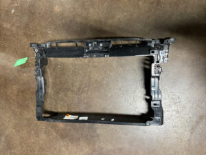 2019-2021 Volkswagen ARTEON 3H7 Radiator Lock Carrier Support 3G8805588M OEM