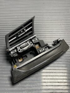 2019-2022 Audi Q7 4M Dashboard Left Driver Side Air Vent Grille 4M88209016PS OEM