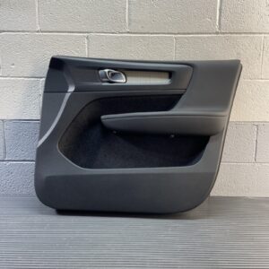 2019-2025 Volvo XC40 T4 Front Right Interior Door Trim Panel Black OEM *NOTE*