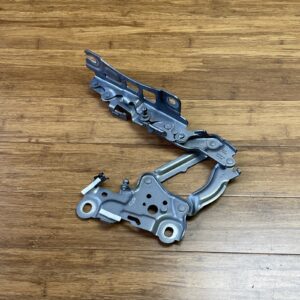 2019-2026 BMW 330i G20 Front Right Side Hood Bonnet Hinge Gray 7450590 OEM