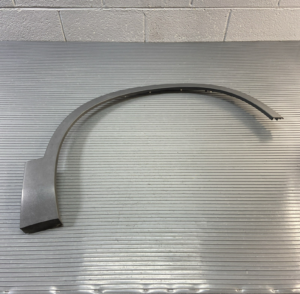 2019-2026 Volvo XC40 T4 Front Right Fender Wheel Arch Flare Molding OEM *NOTE*