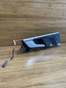 2020-2025 Audi A5 B9 Rear Left Side Interior Door Handle W/ Bezel 8w0959523e OEM