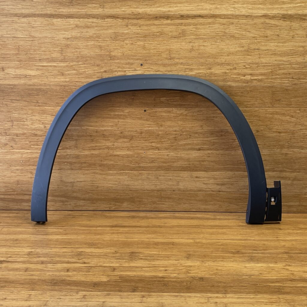 2023-2025 Volkswagen Atlas Wheel Arch Molding Trim Front Left OEM *NOTE*