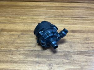 2023-2026 BMW X7 G07 4.4L Engine Auxiliary Coolant Pump Rear Right or Left OEM
