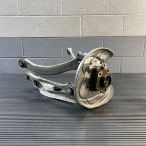 2024 2025 Audi A6 C8 Rear Right Spindle Knuckle Hub 2k Miles 4K0505432Q OEM