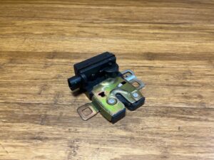 2002-2015 Mini Cooper R53 Trunk Lid Latch Lock Actuator Rear Right Side OEM