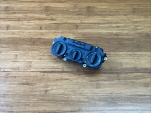 2006-2010 Volkswagen Passat Jetta Rabbit A/C Heat Temp Climate Control OEM