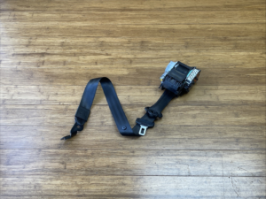 2009-2017 Audi Q5 8R 2.0L TFSI Front Left Seatbelt Retractor Black OEM