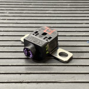 2010-2018 Audi Q3 8U Fuse Battery Overload Protection Switch Unit OEM