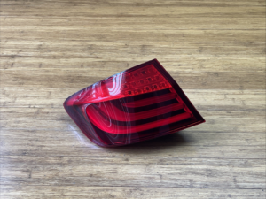 2011-2013 BMW 535i F10 Tail Light Led Lamp Outer Rear Right Side Unit OEM