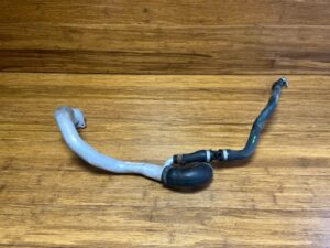 2011-2014 BMW X5 E70 Coolant Water Hose Line Pipe Unit 11537584630 OEM