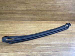 2011-2015 Audi R8 42 Spyder Strip Seal Body Rear Black Glass Window OEM *NOTE
