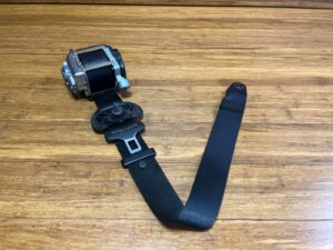 2011-2016 Mini Countryman S R60 Front Left Side Seat Belt Retractor Black OEM