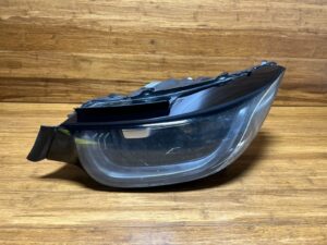 2014-2015 BMW i3 101 Left Headlamp Housing Composite Assembly OEM *NOTE*