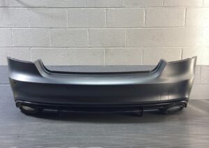 2014-2018 Audi RS7 C7 Bumper Assembly W/ PDC & Carbon Diffuser Rear OEM *NOTE*
