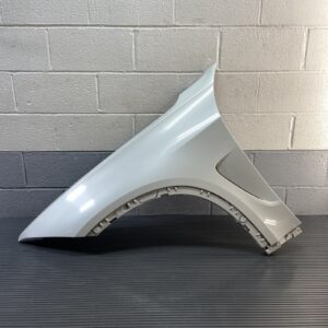 2014-2018 BMW X5 F15 Front Left Fender Panel Mineralweiss White A96 OEM NOTE