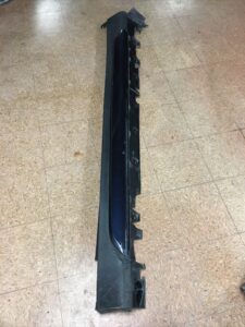 2014-2018 BMW X5 F15 Left Side Rocker Panel Dark Blue Assembly OEM *NOTE*