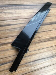 2014-2018 BMW X5 F15 Rear Left Door Panel Window Glass Trim OEM *NOTE*