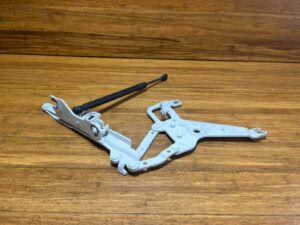 2014-2019 BMW X5 F15 Hood Support Hinge Bracket Mount Front Left Side OEM