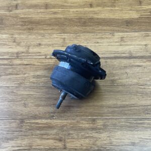 2014-2019 Jeep Grand Cherokee WK2 3.0L Diesel Left or Right Engine Mount OEM
