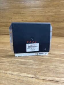 2014-2021 Mercedes S550 C217 Pneumatic Suspension Control Module Unit OEM