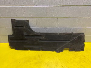 2015-2015 BMW 6 Series F12 F13 Left Side Underbody Paneling Shield OEM *NOTE*