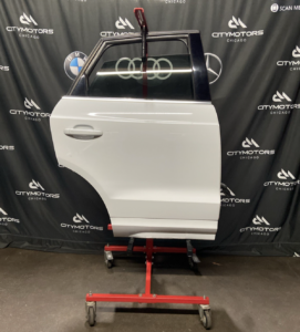 2015-2018 Audi Q3 8U Door Assembly W/ Glass Rear Right White LS9R OEM *NOTE*