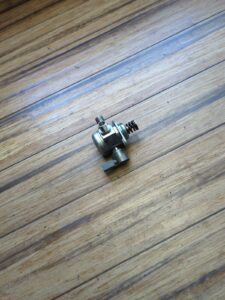 2015-2018 Mercedes C63 GLC63 AMG S G500 G550 High Pressure Fuel Pump OEM