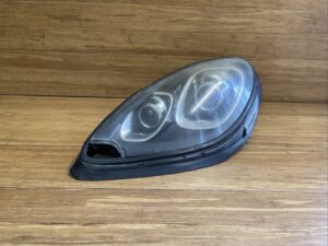 2015-2018 Porsche Macan Left Driver Side Complete Headlight HID Xenon Lamp