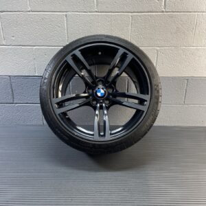 2015-2021 BMW M2 F87 Rear Wheel Alloy Rim W/ Tire Gray Black 10/19 OEM *NOTE*