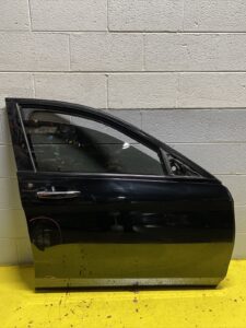 2015-2021 Mercedes W205 C300 C43 AMG Front Right Door Panel 040U OEM *NOTE*