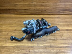 2016-2023 BMW X2 F39 2.0L Engine Exhaust Manifold Turbocharger OEM *NOTE*