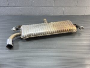 2016-2024 Mini Cooper Clubman F54 1.5L Exhaust Muffler W / Tip Cut OEM *NOTE*