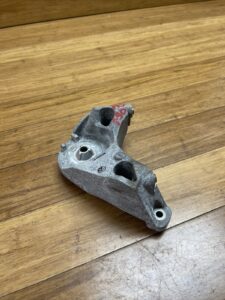 2016-2025 BMW X5 X6 X7 7 8 M5 F90 4.4L A/C Compressor Supporting Bracket OEM