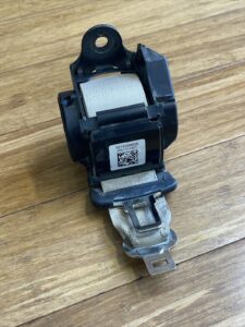 2017-2023 BMW 530i 540i G30 F90 Rear Center Seat Belt SeatBelt Retractor OEM