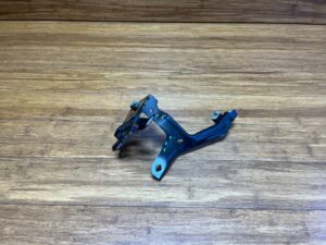 2017-2023 BMW M5 F90 Front Right Side Fender Lower Support Bracket OEM