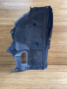 2018-2019 BMW 640i GT G32 Front Right Forward Fender Liner Guard Shield OEM
