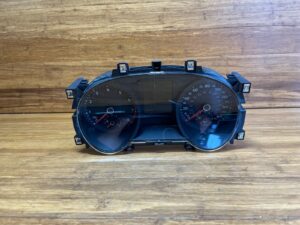 2018-2021 Volkswagen Tiguan Instrument Cluster Dash Gauge Speedometer OEM *NOTE*