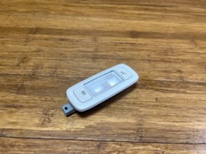 2018-2023 BMW X7 G07 Panorama Glass Roof Interior Light Rear Right OEM *NOTE*