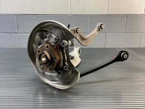 2018-2025 Audi Q5 FY Rear Right Spindle Knuckle Hub Bearing 25k Miles OEM